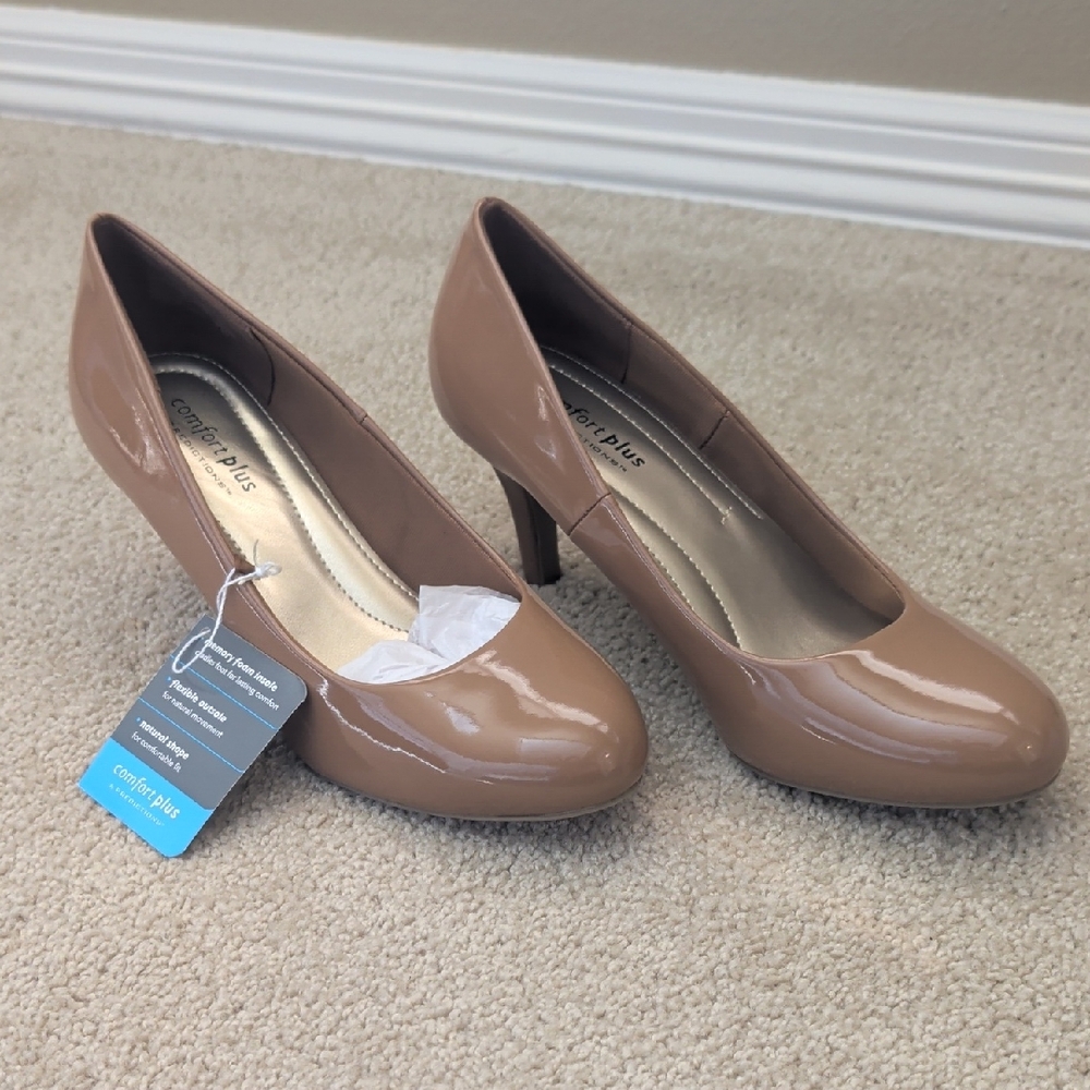 Comfort Plus by Predictions Women's Brown Heels